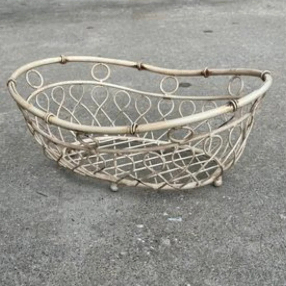 Unbranded metal basket~patio